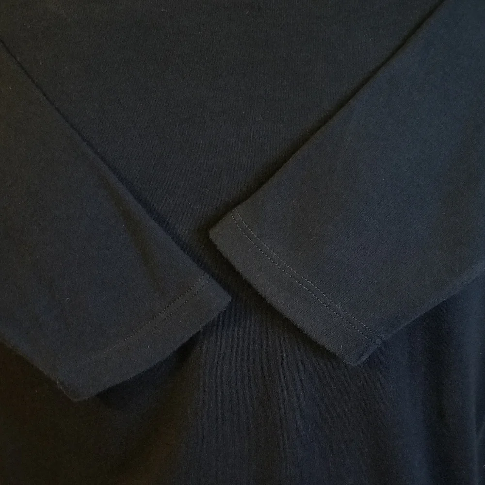 Macy's Cheers 🍾 Holiday - Party - Celebrate Graphic Tee - Picture 6 of 16